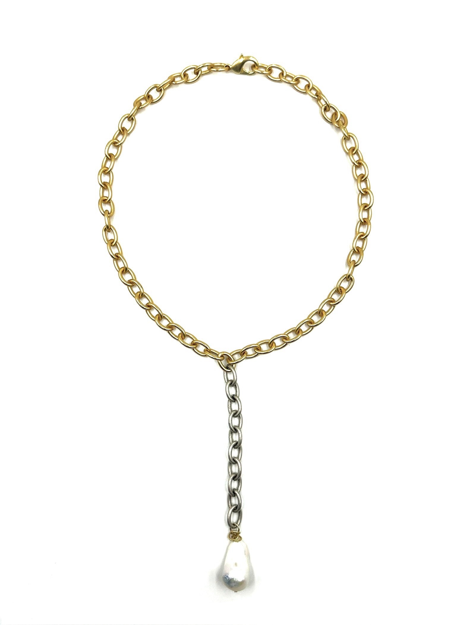 Gretta - two-tone necklace with Baroque pearl