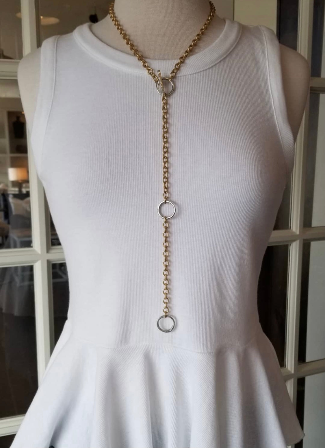 Rebel - adjustable necklace with hammered circles and toggle closure