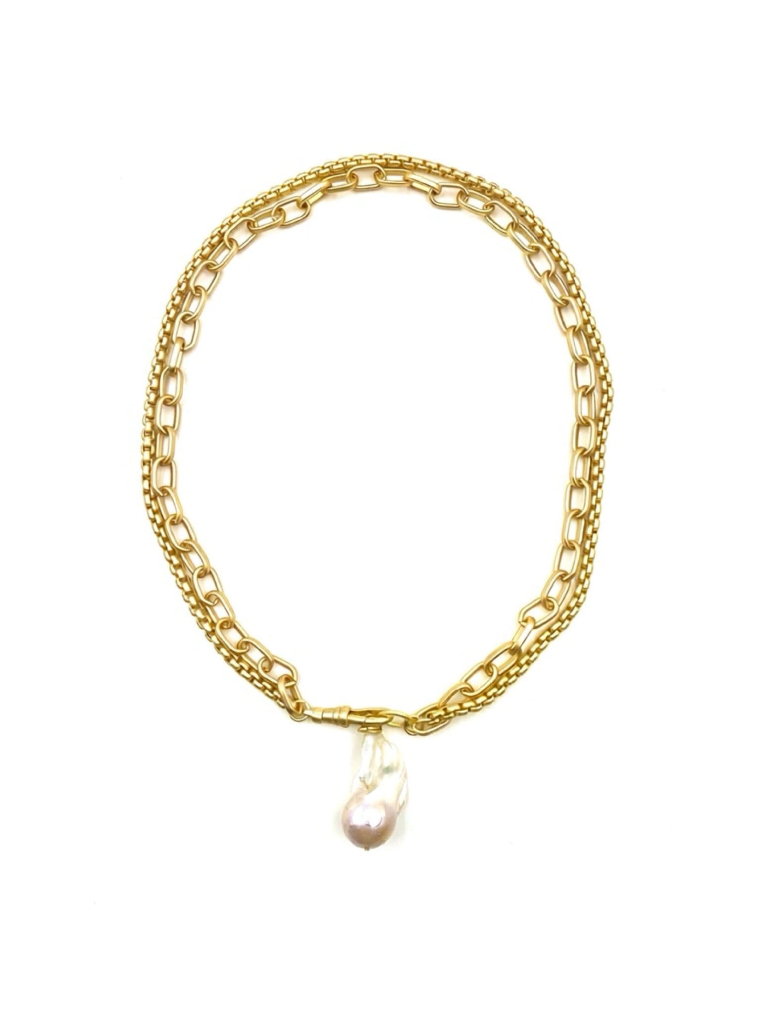 Uno Pearl Necklace