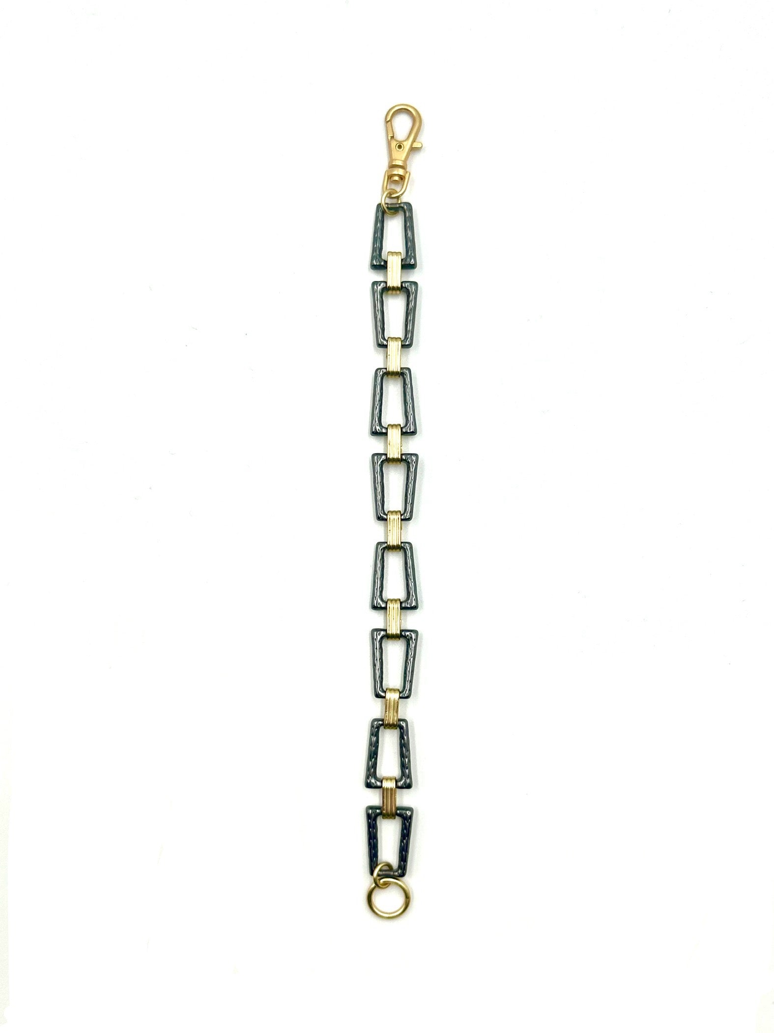 Retro B - Contemporary 2-tone chain link bracelet
