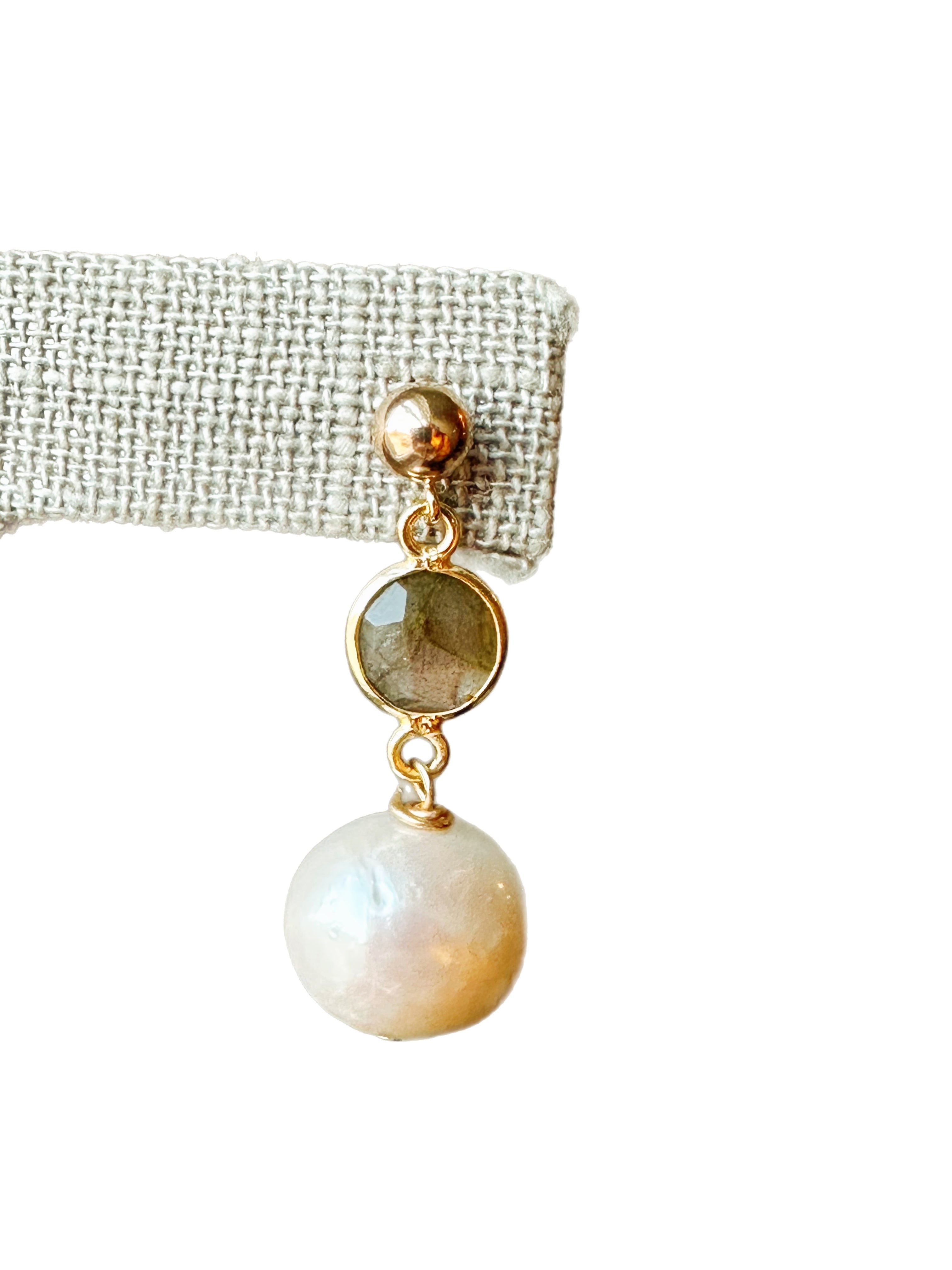 Atlantis - gold-filled stud earrings with stone and Edison pearl drop