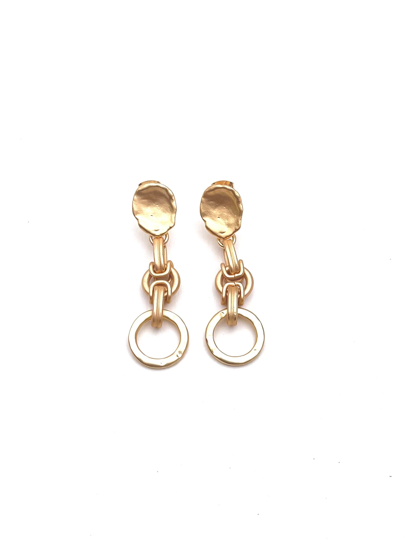 Molly - organic stud earrings with matte gold elements