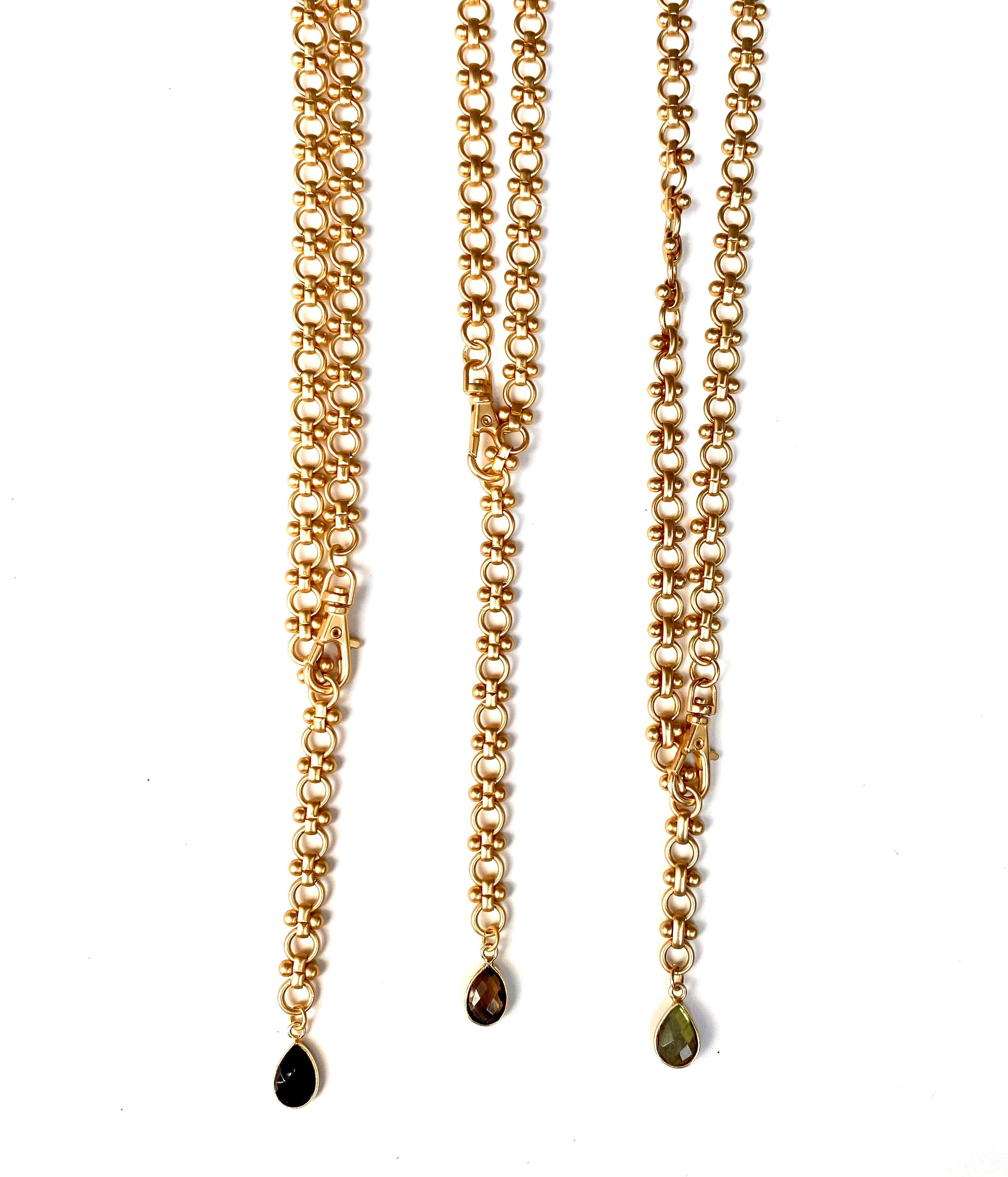 Luxe-N  - Necklace with bezel set teardrop stone