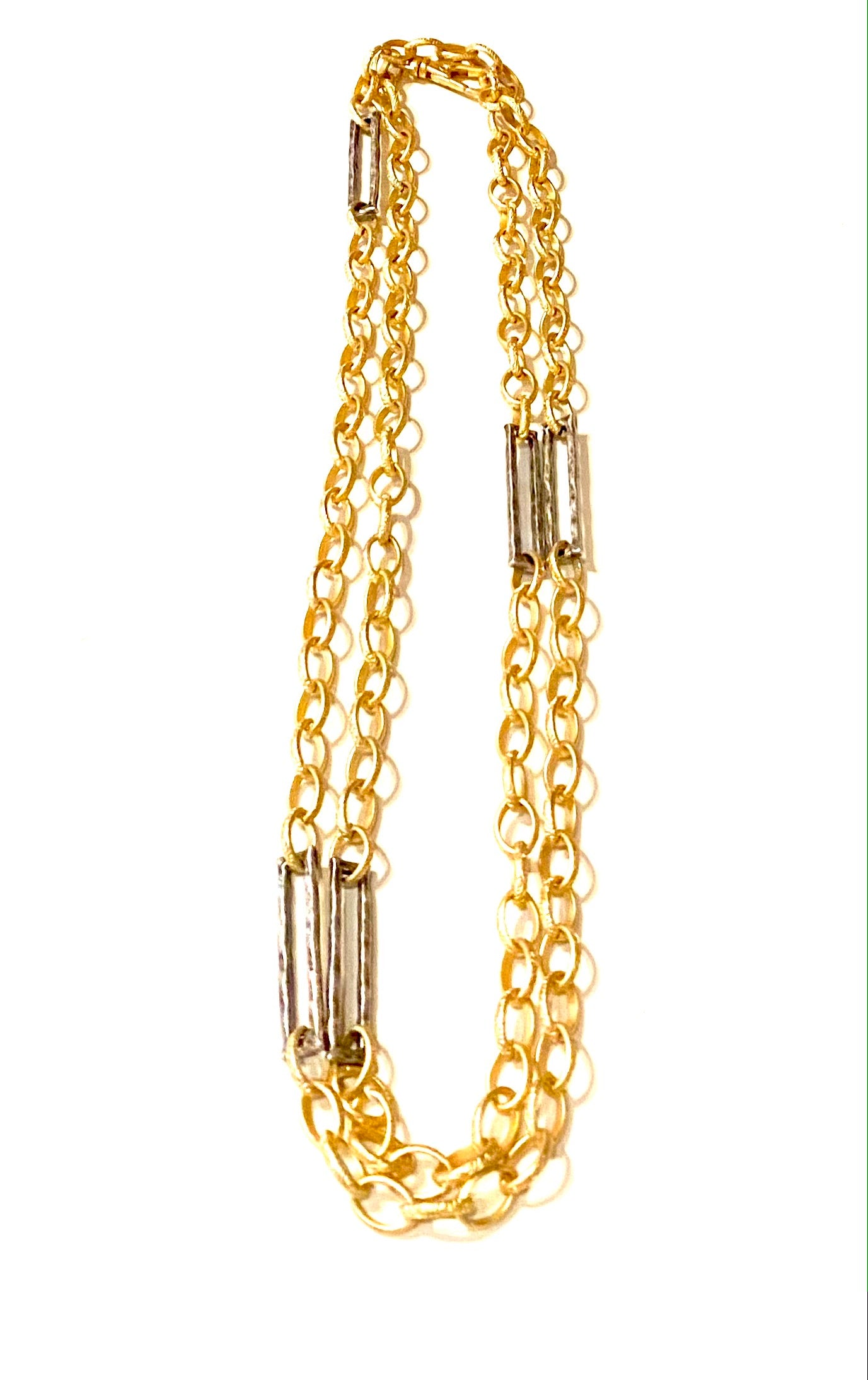 Lago - necklace with mixed chains